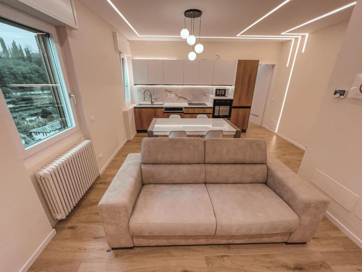 Appartement Attici Alba E Tramonto Ospedale E Vista à Brescia Extérieur photo